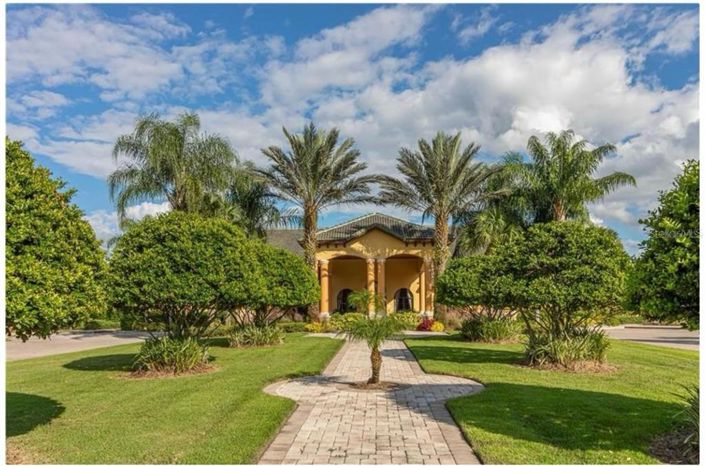 Image No.16-4 Bed Townhouse for sale