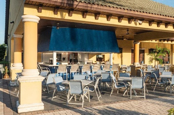 Image No.17-4 Bed Townhouse for sale