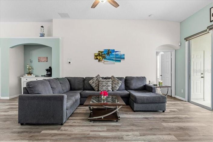 Image No.5-Maison de 4 chambres à vendre à Saint John