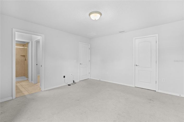 Image No.24-4 Bed Townhouse for sale