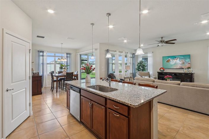 Image No.19-4 Bed House for sale