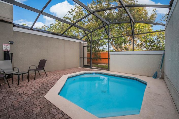 Image No.32-3 Bed Townhouse for sale