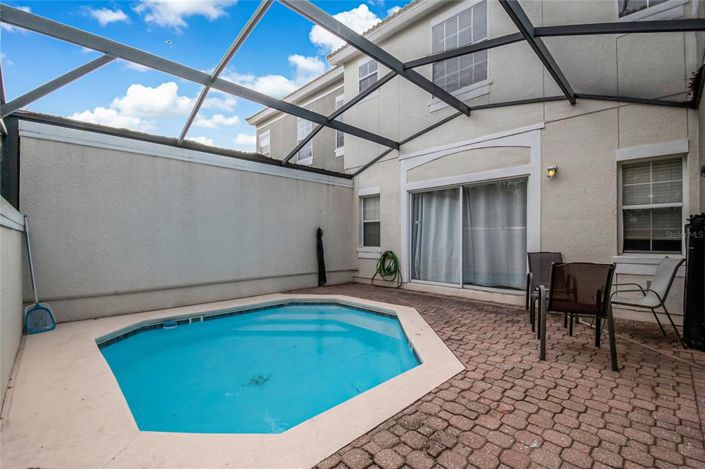 Image No.33-3 Bed Townhouse for sale