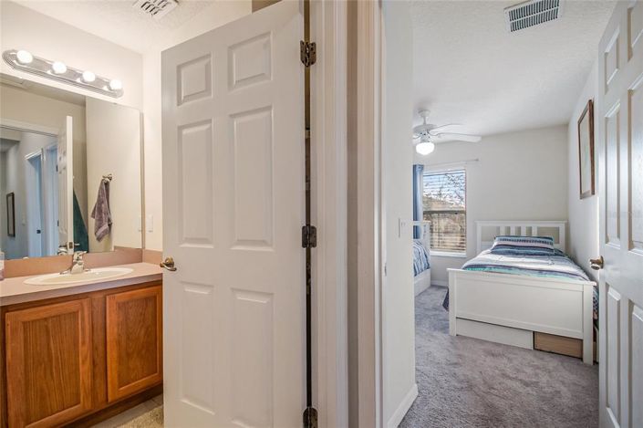 Image No.60-3 Bed Townhouse for sale