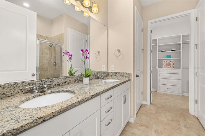 Image No.21-2 Bed Villa for sale