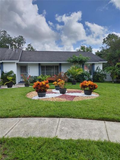 Image No.2-4 Bed House for sale