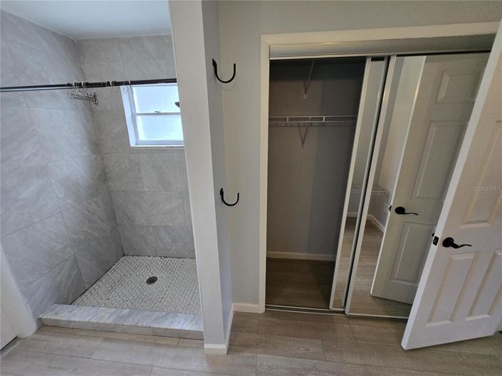 Image No.20-4 Bed House for sale