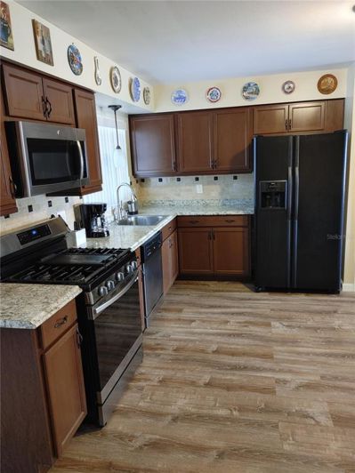 Image No.5-4 Bed House for sale