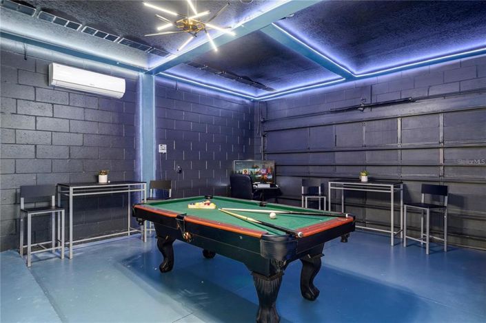 Image No.35-6 Bed House for sale