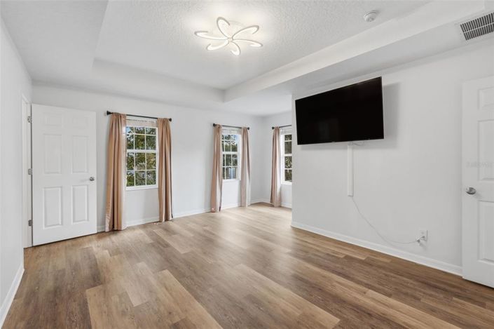 Image No.24-3 Bed House for sale