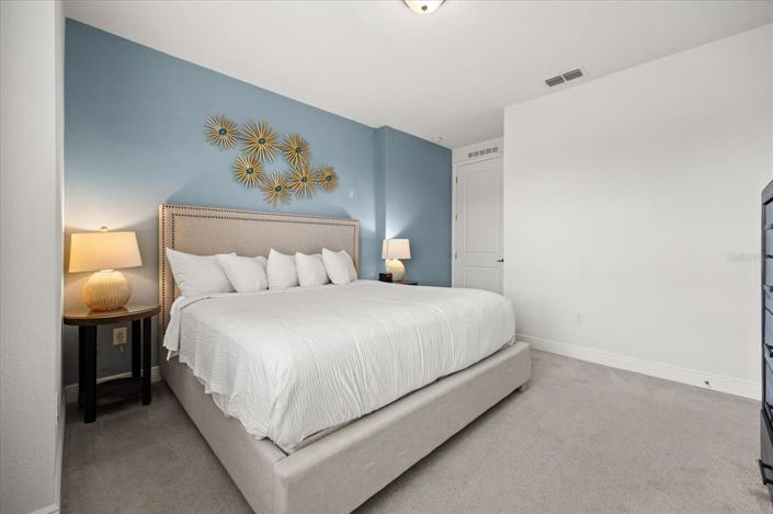 Image No.13-6 Bed House for sale