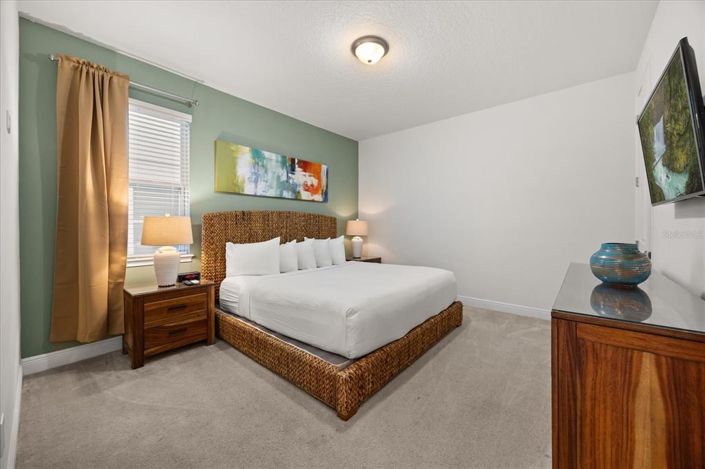 Image No.19-6 Bed House for sale