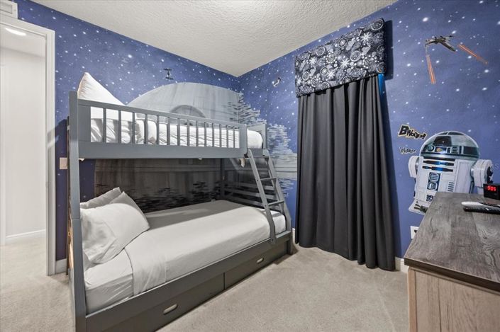 Image No.21-6 Bed House for sale