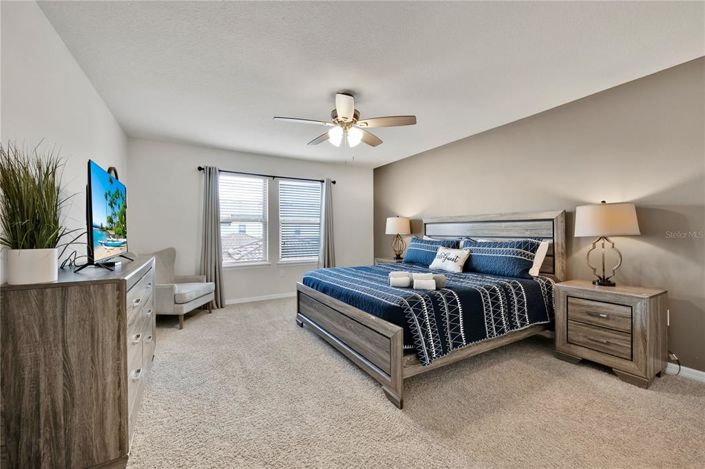 Image No.27-5 Bed Townhouse for sale