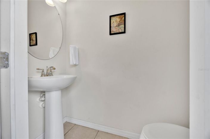 Image No.32-5 Bed Townhouse for sale