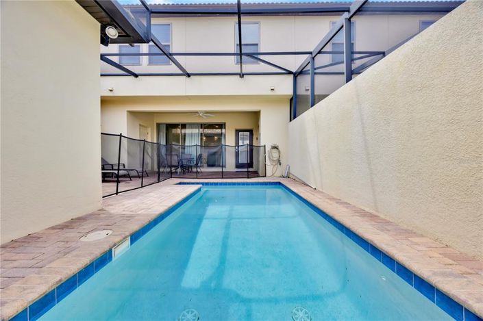 Image No.37-5 Bed Townhouse for sale