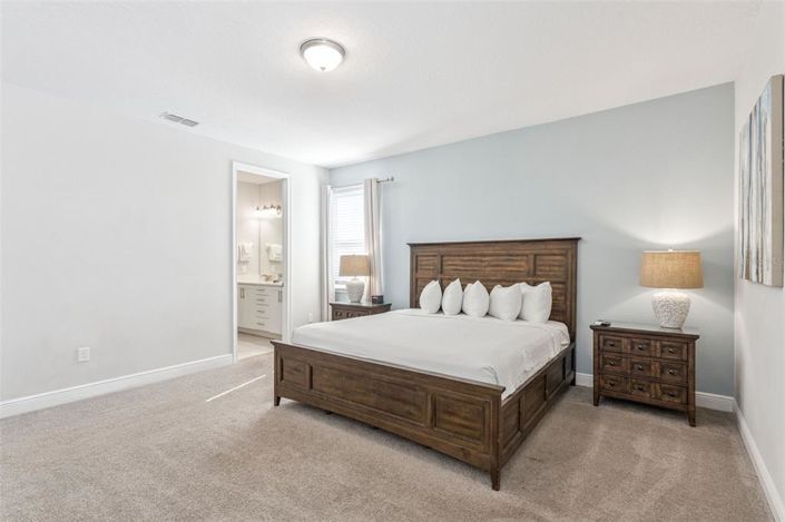 Image No.20-6 Bed House for sale