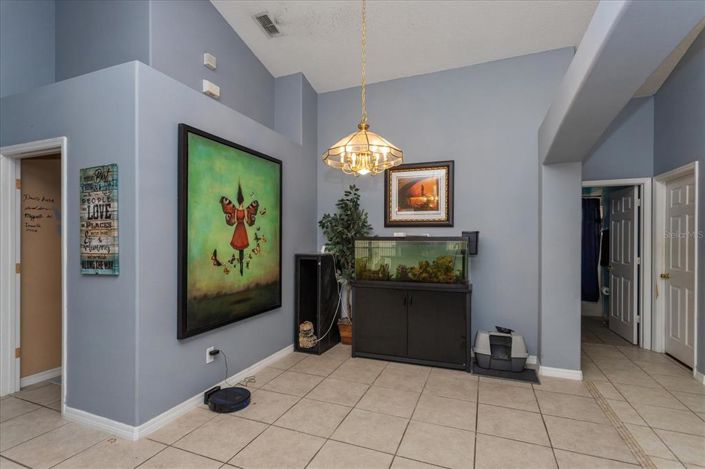 Image No.4-5 Bed House for sale