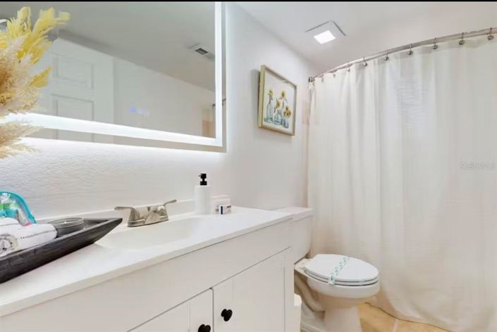 Image No.12-2 Bed Townhouse for sale