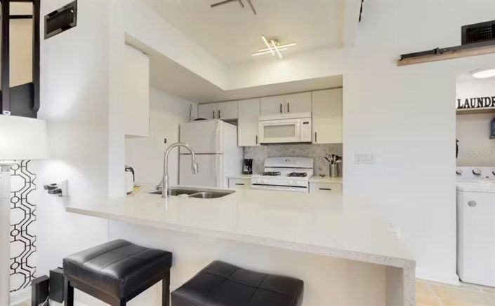 Image No.7-2 Bed Townhouse for sale