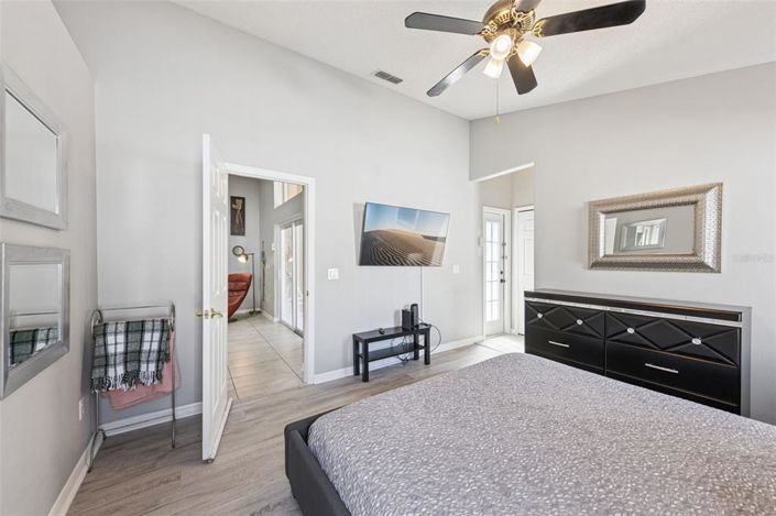 Image No.22-5 Bed House for sale