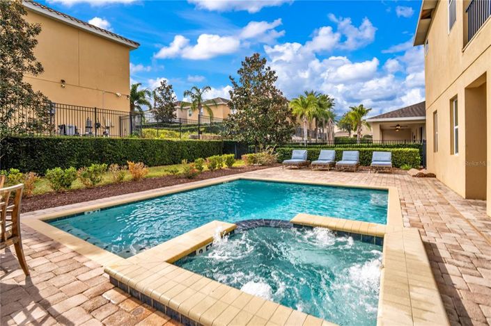 Image No.50-11 Bed House for sale