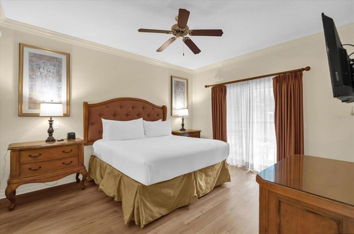 Image No.10-3 Bed Villa for sale