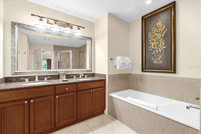 Image No.13-3 Bed Villa for sale