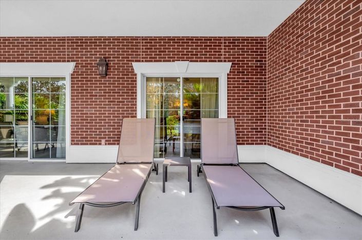 Image No.23-3 Bed Villa for sale