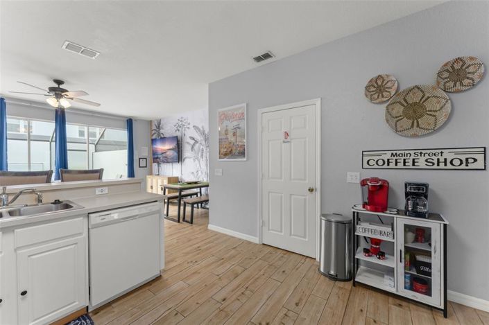 Image No.11-3 Bed Townhouse for sale