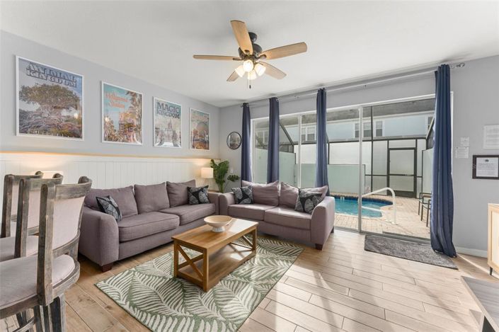 Image No.14-3 Bed Townhouse for sale