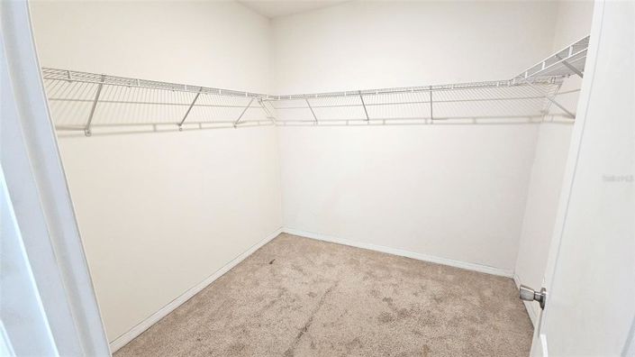 Image No.27-4 Bed House for sale