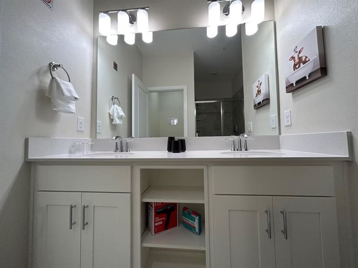 Image No.20-2 Bed Apartment for sale