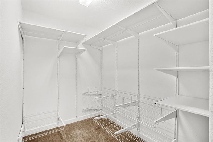 Image No.22-5 Bed House for sale