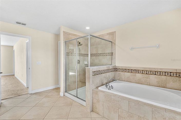 Image No.25-5 Bed House for sale