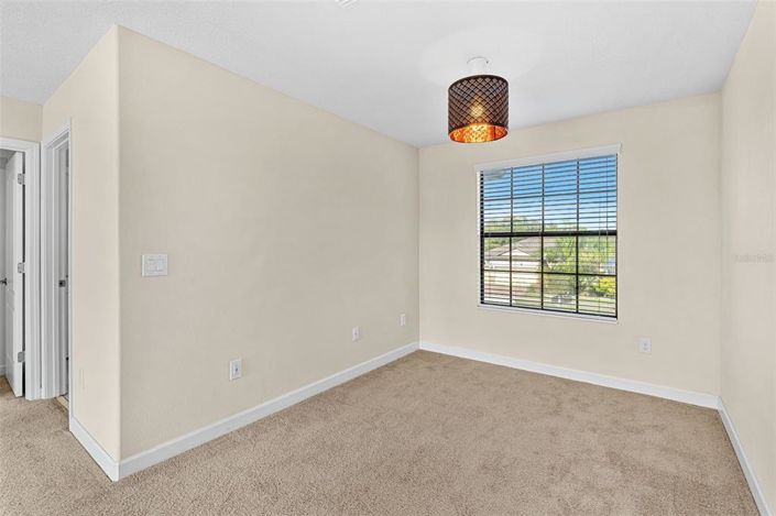 Image No.26-5 Bed House for sale