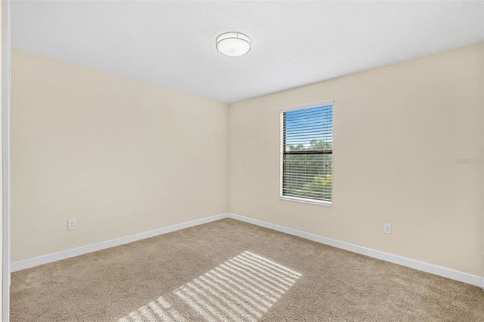 Image No.30-5 Bed House for sale