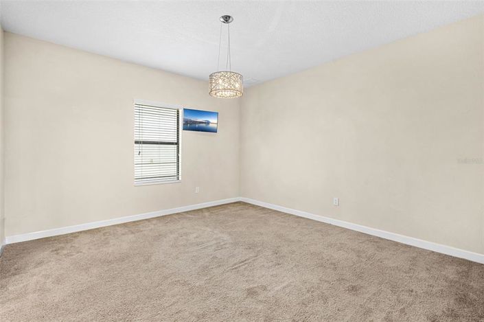 Image No.35-5 Bed House for sale