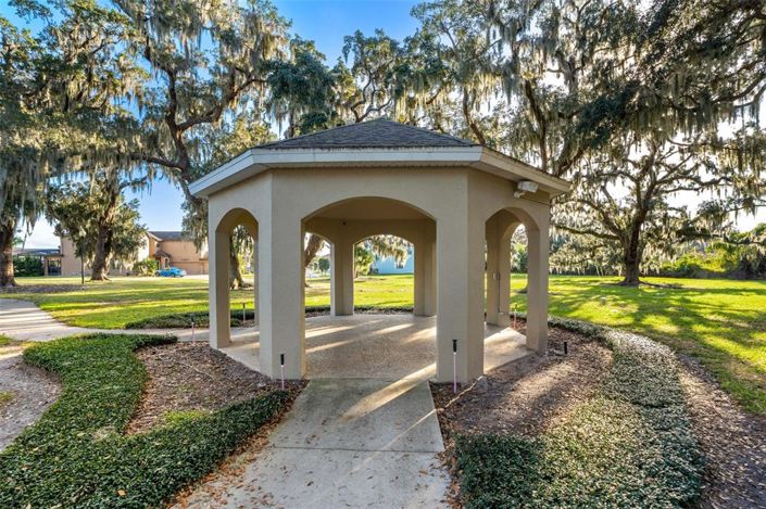 Image No.42-5 Bed House for sale