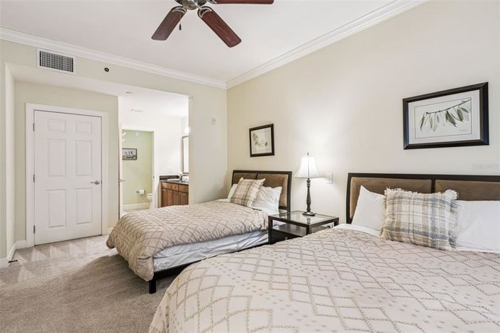 Image No.24-3 Bed Apartment for sale