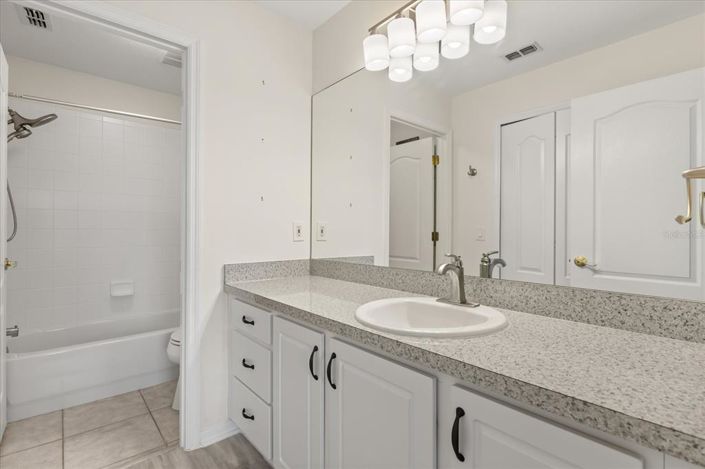 Image No.25-Appartement de 3 chambres à vendre à Saint John