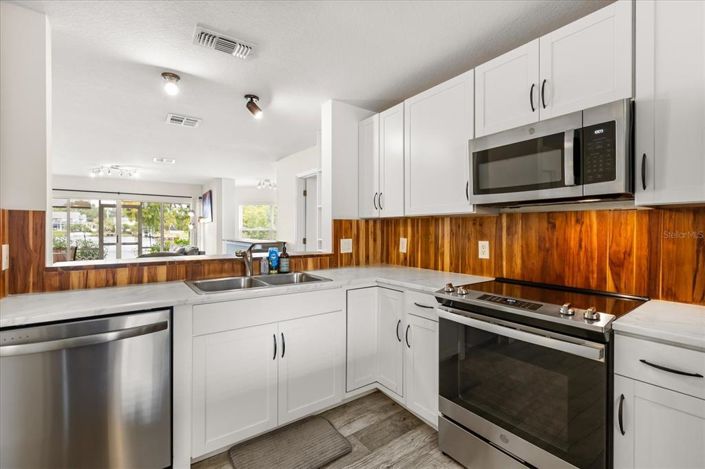 Image No.3-Appartement de 3 chambres à vendre à Saint John