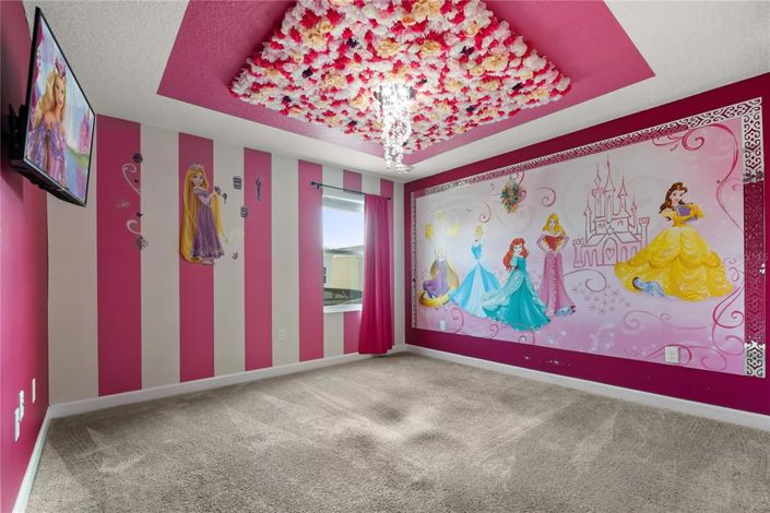 Image No.21-9 Bed House for sale