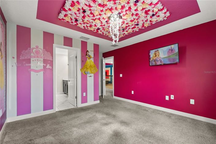 Image No.22-9 Bed House for sale