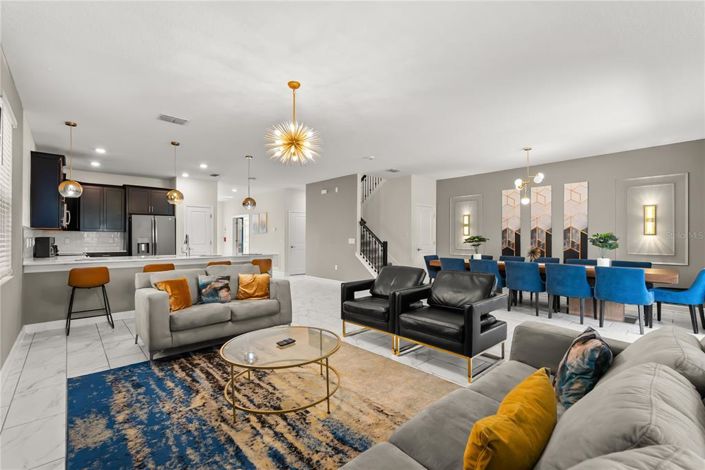 Image No.7-9 Bed House for sale