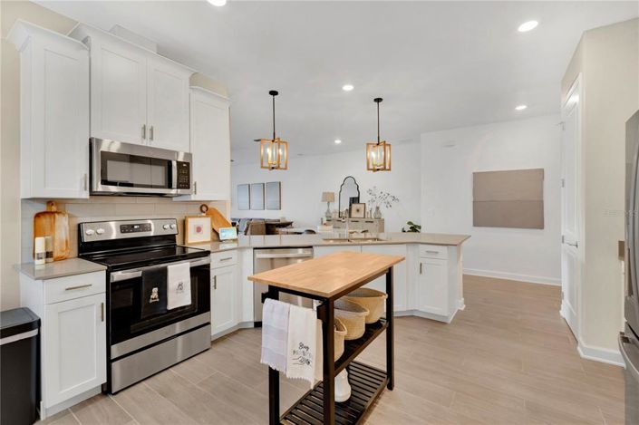 Image No.10-4 Bed House for sale