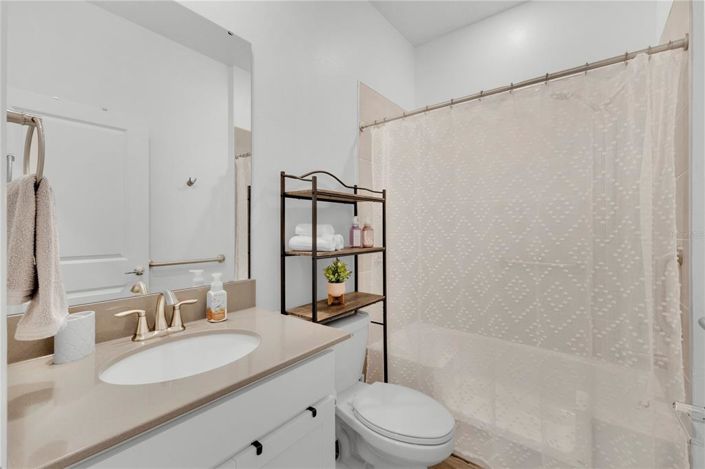 Image No.19-4 Bed House for sale