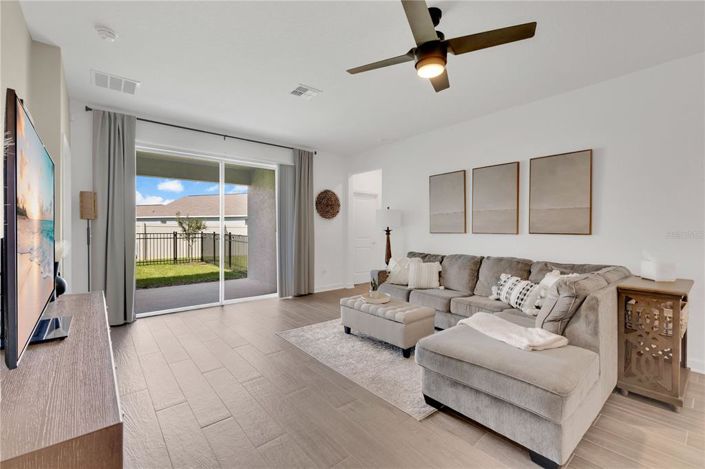 Image No.4-4 Bed House for sale