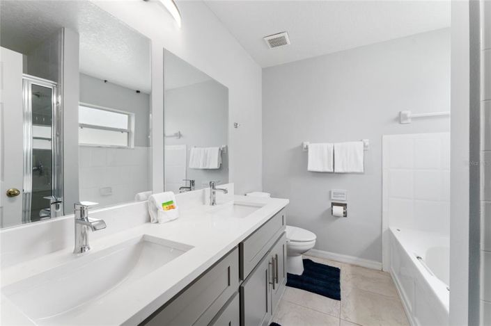 Image No.11-4 Bed House for sale