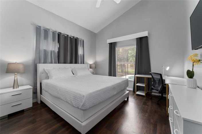 Image No.9-4 Bed House for sale